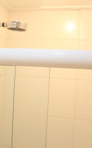 Apartamento para alugar com 242m², 3 quartos e 3 vagasBanheiro