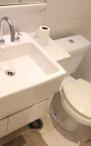 Apartamento para alugar com 242m², 3 quartos e 3 vagasBanheiro da Suíte 1