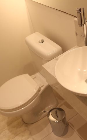 Apartamento para alugar com 242m², 3 quartos e 3 vagasLavabo 1