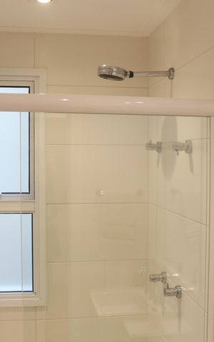 Apartamento para alugar com 242m², 3 quartos e 3 vagasBanheiro da Suíte 2