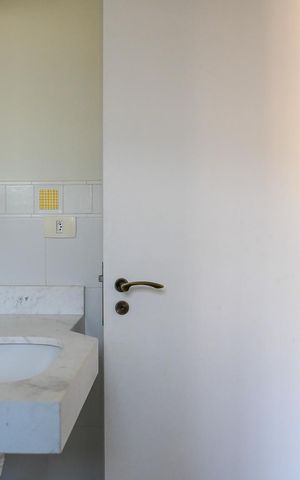 Casa à venda com 300m², 4 quartos e 3 vagas Casa à venda com 300m², 4 quartos e 3 vagasBanheiro Suite 2