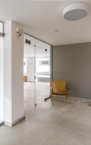 Apartamento à venda com 101m², 2 quartos e 1 vaga Apartamento à venda com 101m², 2 quartos e 1 vagaHall social