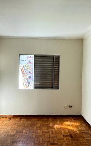 Casa à venda com 300m², 3 quartos e 3 vagas Casa à venda com 300m², 3 quartos e 3 vagasQuarto 2