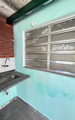 Casa à venda com 300m², 3 quartos e 3 vagas Casa à venda com 300m², 3 quartos e 3 vagasÁrea comum
