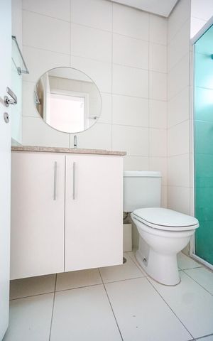 Apartamento à venda com 99m², 2 quartos e 2 vagas Apartamento à venda com 99m², 2 quartos e 2 vagasBanheiro da suíte