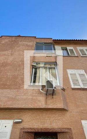 Studio à venda com 30m², 1 quarto e sem vaga Studio à venda com 30m², 1 quarto e sem vagaFachada