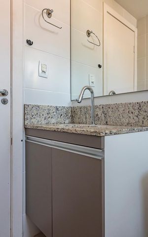 Apartamento à venda com 90m², 3 quartos e 2 vagas Apartamento à venda com 90m², 3 quartos e 2 vagasBanheiro da Suíte