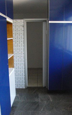 Apartamento à venda com 156m², 4 quartos e 2 vagas Apartamento à venda com 156m², 4 quartos e 2 vagasÁrea de serviço