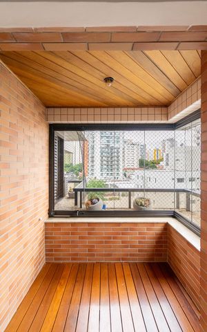 Apartamento à venda com 147m², 3 quartos e 3 vagasVaranda da Sala