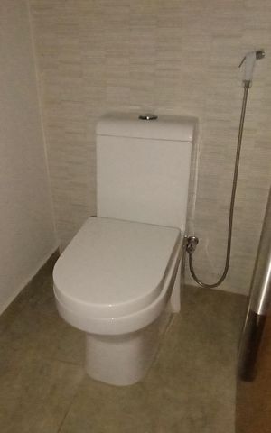 Casa de condomínio para alugar com 760m², 3 quartos e 4 vagasLavabo