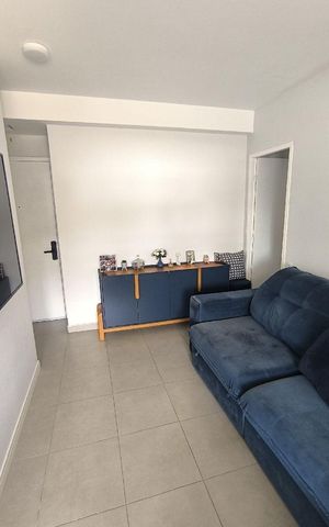 Apartamento à venda com 67m², 2 quartos e 1 vaga Apartamento à venda com 67m², 2 quartos e 1 vagaSala
