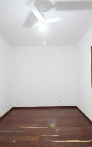 Casa à venda com 200m², 3 quartos e 4 vagasQuarto 