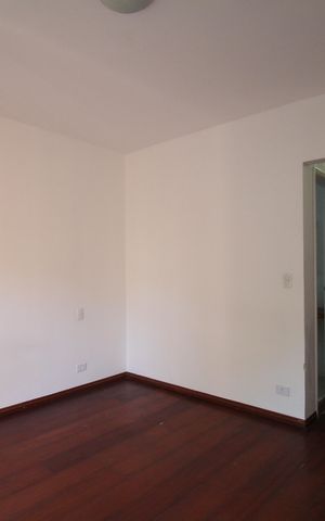 Casa à venda com 200m², 3 quartos e 4 vagassuíte 