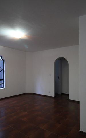 Casa à venda com 200m², 3 quartos e 4 vagasSala
