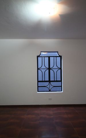 Casa à venda com 200m², 3 quartos e 4 vagasSala