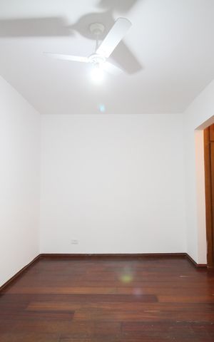 Casa à venda com 200m², 3 quartos e 4 vagasQuarto 