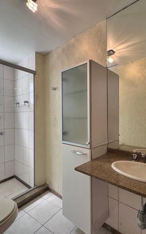 Apartamento para alugar com 110m², 3 quartos e 2 vagas Apartamento para alugar com 110m², 3 quartos e 2 vagasSuíte 1 (Casal) - Banheiro