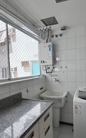 Apartamento para alugar com 110m², 3 quartos e 2 vagas Apartamento para alugar com 110m², 3 quartos e 2 vagasCozinha e Área de Serviço