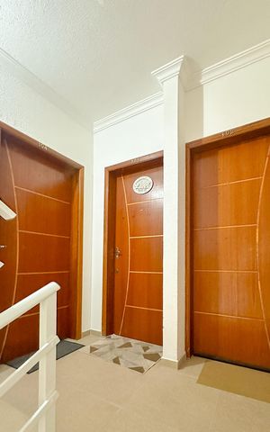 Apartamento para alugar com 72m², 2 quartos e 1 vagaHall social