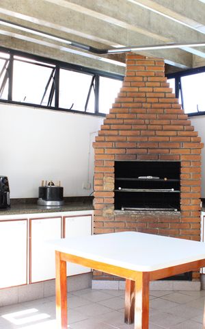 Apartamento à venda com 230m², 4 quartos e 3 vagasÁrea comum - Churrasqueira