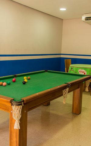 Apartamento à venda com 43m², 1 quarto e 1 vaga Apartamento à venda com 43m², 1 quarto e 1 vagaÁrea comum - Espaço de jogos