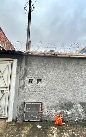 Casa para alugar com 170m², 3 quartos e 2 vagasFachada