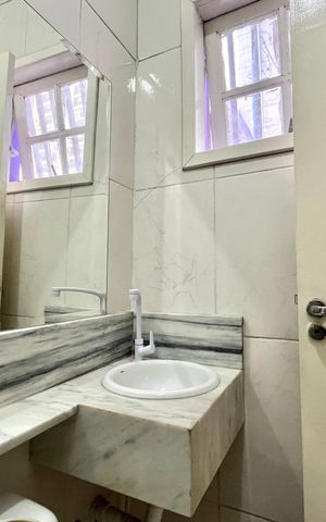 Casa para alugar com 170m², 3 quartos e 2 vagasBanheiro Corredor
