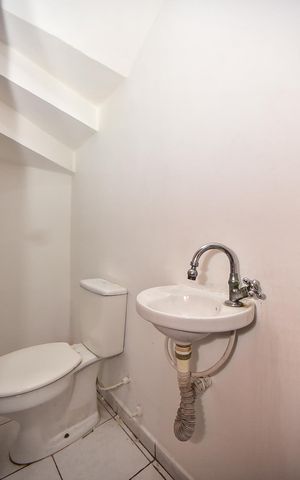 Casa para alugar com 94m², 2 quartos e 3 vagasLavabo