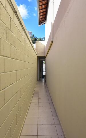 Casa para alugar com 94m², 2 quartos e 3 vagasCorredor
