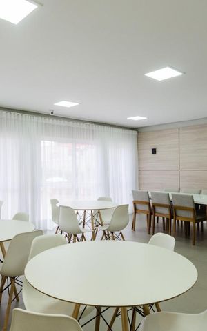 Apartamento à venda com 107m², 3 quartos e 2 vagas Apartamento à venda com 107m², 3 quartos e 2 vagasÁrea comum - Salão de festas