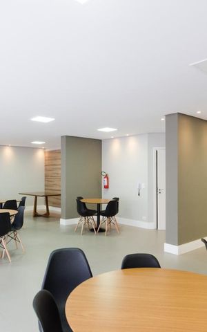 Apartamento à venda com 107m², 3 quartos e 2 vagas Apartamento à venda com 107m², 3 quartos e 2 vagasÁrea comum - Salão de festas