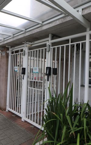 Apartamento para alugar com 42m², 2 quartos e 1 vagaFachada