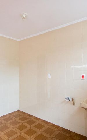 Casa para alugar com 170m², 3 quartos e 4 vagas Casa para alugar com 170m², 3 quartos e 4 vagasÁrea de serviço 2