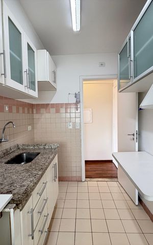 Apartamento para alugar com 68m², 3 quartos e 2 vagasCozinha