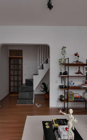 Casa à venda com 120m², 3 quartos e 1 vaga Casa à venda com 120m², 3 quartos e 1 vagaSala