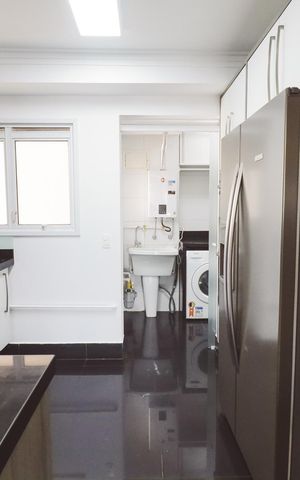 Apartamento para alugar com 122m², 3 quartos e 2 vagas Apartamento para alugar com 122m², 3 quartos e 2 vagasCozinha
