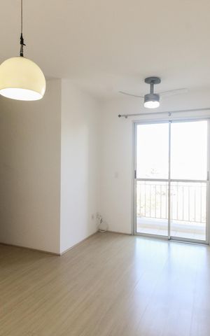 Apartamento para alugar com 65m², 3 quartos e 1 vaga Apartamento para alugar com 65m², 3 quartos e 1 vagaSala