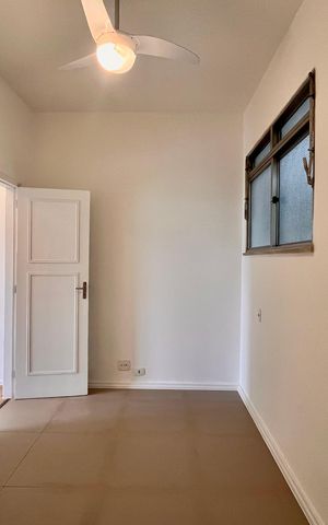 Apartamento para alugar com 166m², 4 quartos e 1 vaga Apartamento para alugar com 166m², 4 quartos e 1 vagaCorredor