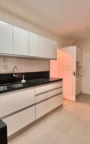 Apartamento para alugar com 166m², 4 quartos e 1 vaga Apartamento para alugar com 166m², 4 quartos e 1 vagaCozinha