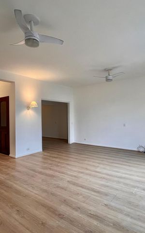 Apartamento para alugar com 166m², 4 quartos e 1 vaga Apartamento para alugar com 166m², 4 quartos e 1 vagaSala