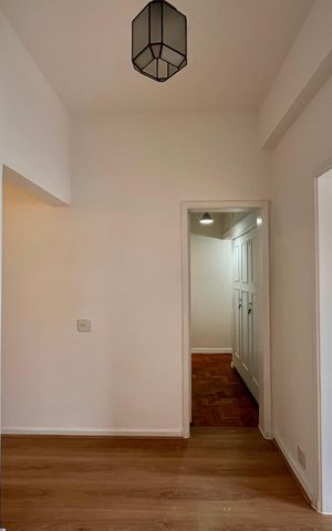 Apartamento para alugar com 166m², 4 quartos e 1 vaga Apartamento para alugar com 166m², 4 quartos e 1 vagaSala