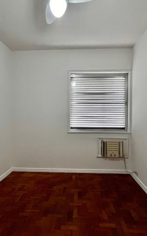 Apartamento para alugar com 166m², 4 quartos e 1 vaga Apartamento para alugar com 166m², 4 quartos e 1 vagaQuarto