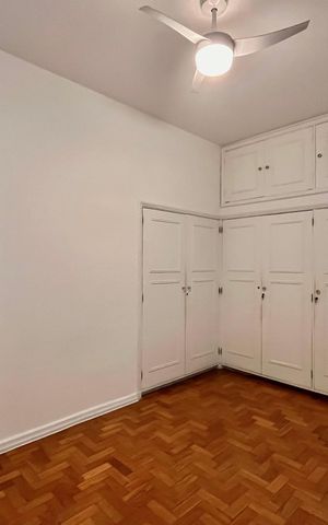 Apartamento para alugar com 166m², 4 quartos e 1 vaga Apartamento para alugar com 166m², 4 quartos e 1 vagaQuarto 2