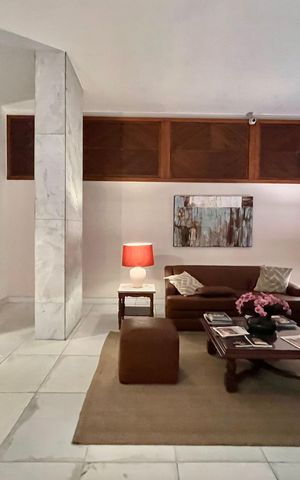 Apartamento para alugar com 166m², 4 quartos e 1 vaga Apartamento para alugar com 166m², 4 quartos e 1 vagaHall de entrada