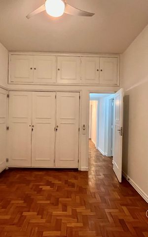 Apartamento para alugar com 166m², 4 quartos e 1 vaga Apartamento para alugar com 166m², 4 quartos e 1 vagaQuarto 2