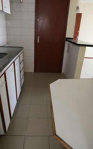 Apartamento para alugar com 72m², 2 quartos e 1 vaga Apartamento para alugar com 72m², 2 quartos e 1 vagaCozinha e Área de Serviço