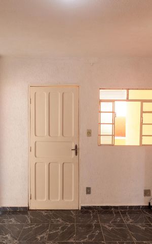 Casa para alugar com 60m², 2 quartos e 1 vaga Casa para alugar com 60m², 2 quartos e 1 vagaSala