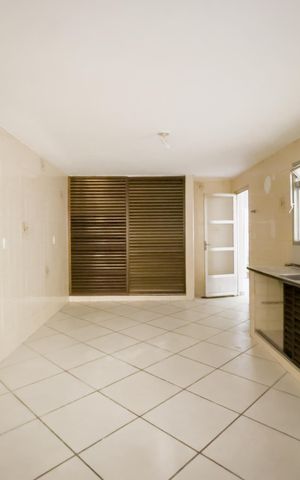 Casa para alugar com 180m², 2 quartos e 1 vaga Casa para alugar com 180m², 2 quartos e 1 vagaCozinha