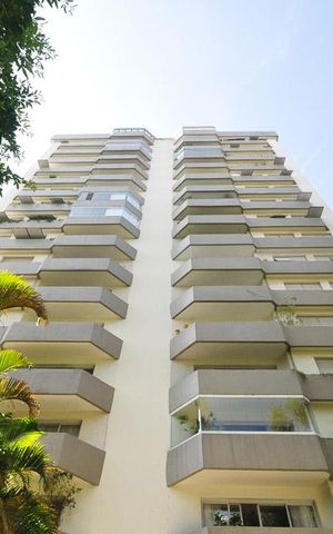 Apartamento à venda com 127m², 3 quartos e 2 vagasFachada