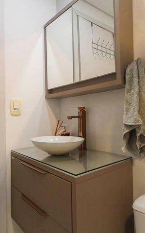 Apartamento à venda com 85m², 2 quartos e 2 vagas Apartamento à venda com 85m², 2 quartos e 2 vagasBanheiro da Suíte